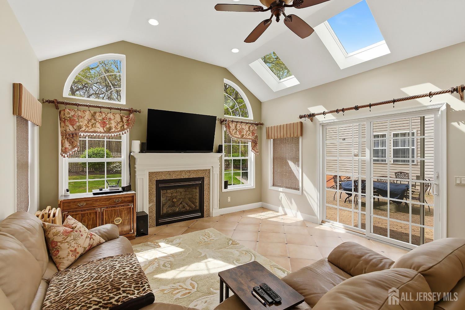 137 Heatherington Court Lacey NJ 08734