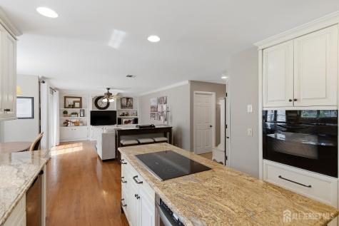 137 Heatherington Court Lacey NJ 08734