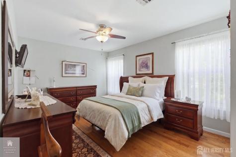 137 Heatherington Court Lacey NJ 08734