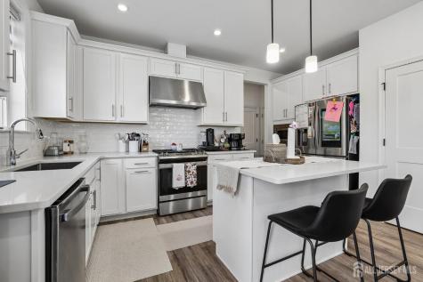 52 Hibiscus Court Old Bridge NJ 08857