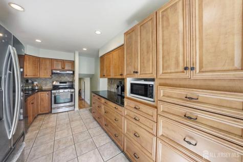 12 Boxwood Road Piscataway NJ 08854