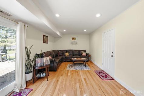12 Boxwood Road Piscataway NJ 08854