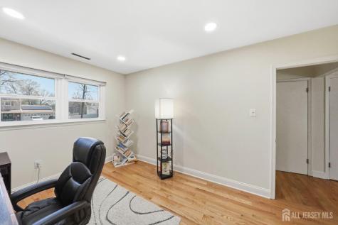 12 Boxwood Road Piscataway NJ 08854