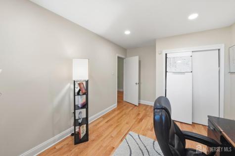 12 Boxwood Road Piscataway NJ 08854