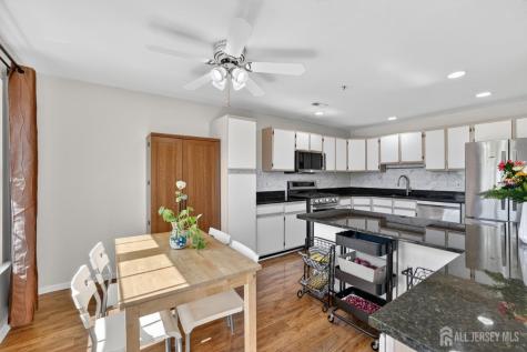 217 Prestwick Way Edison NJ 08820