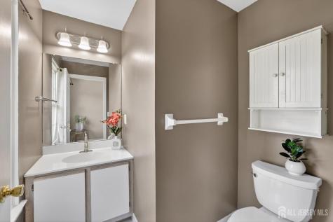 217 Prestwick Way Edison NJ 08820