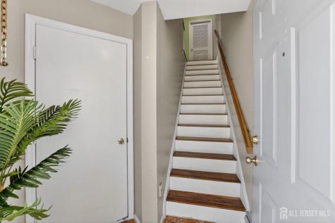 217 Prestwick Way Edison NJ 08820