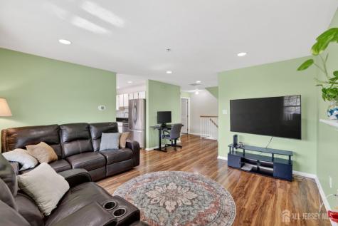 217 Prestwick Way Edison NJ 08820