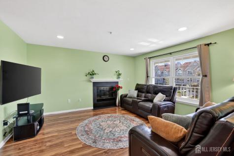 217 Prestwick Way Edison NJ 08820