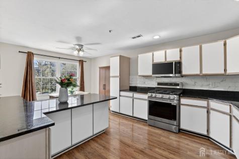 217 Prestwick Way Edison NJ 08820