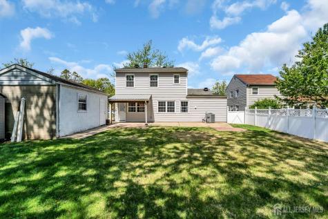 52 Walnut Street Edison NJ 08817