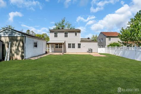 52 Walnut Street Edison NJ 08817
