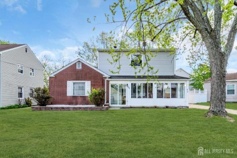 52 Walnut Street Edison NJ 08817