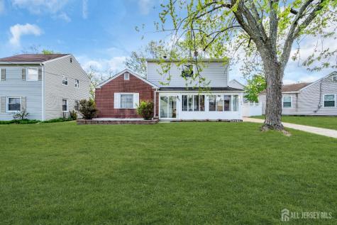 52 Walnut Street Edison NJ 08817