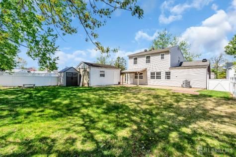 52 Walnut Street Edison NJ 08817