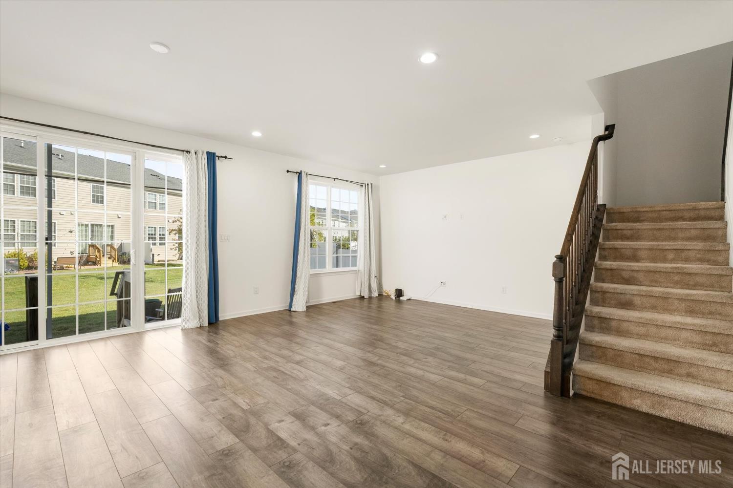 5 Marigold Way Monroe NJ 08831