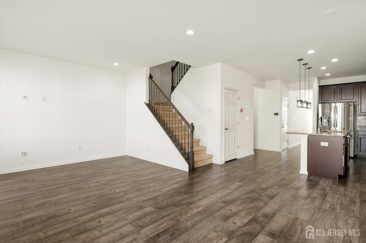 5 Marigold Way Monroe NJ 08831