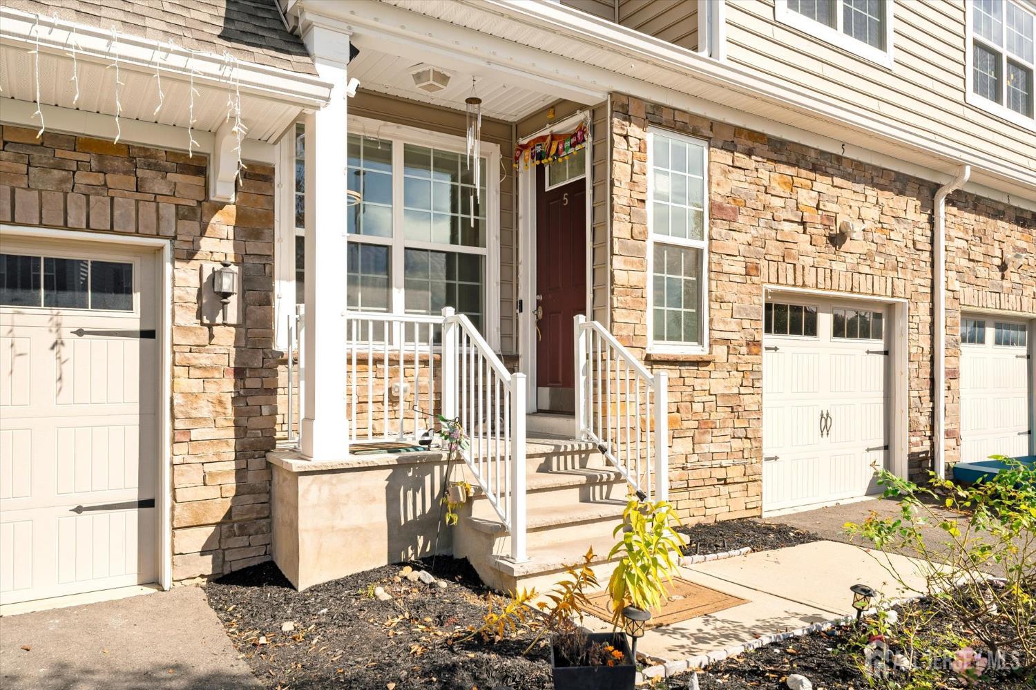 5 Marigold Way Monroe NJ 08831