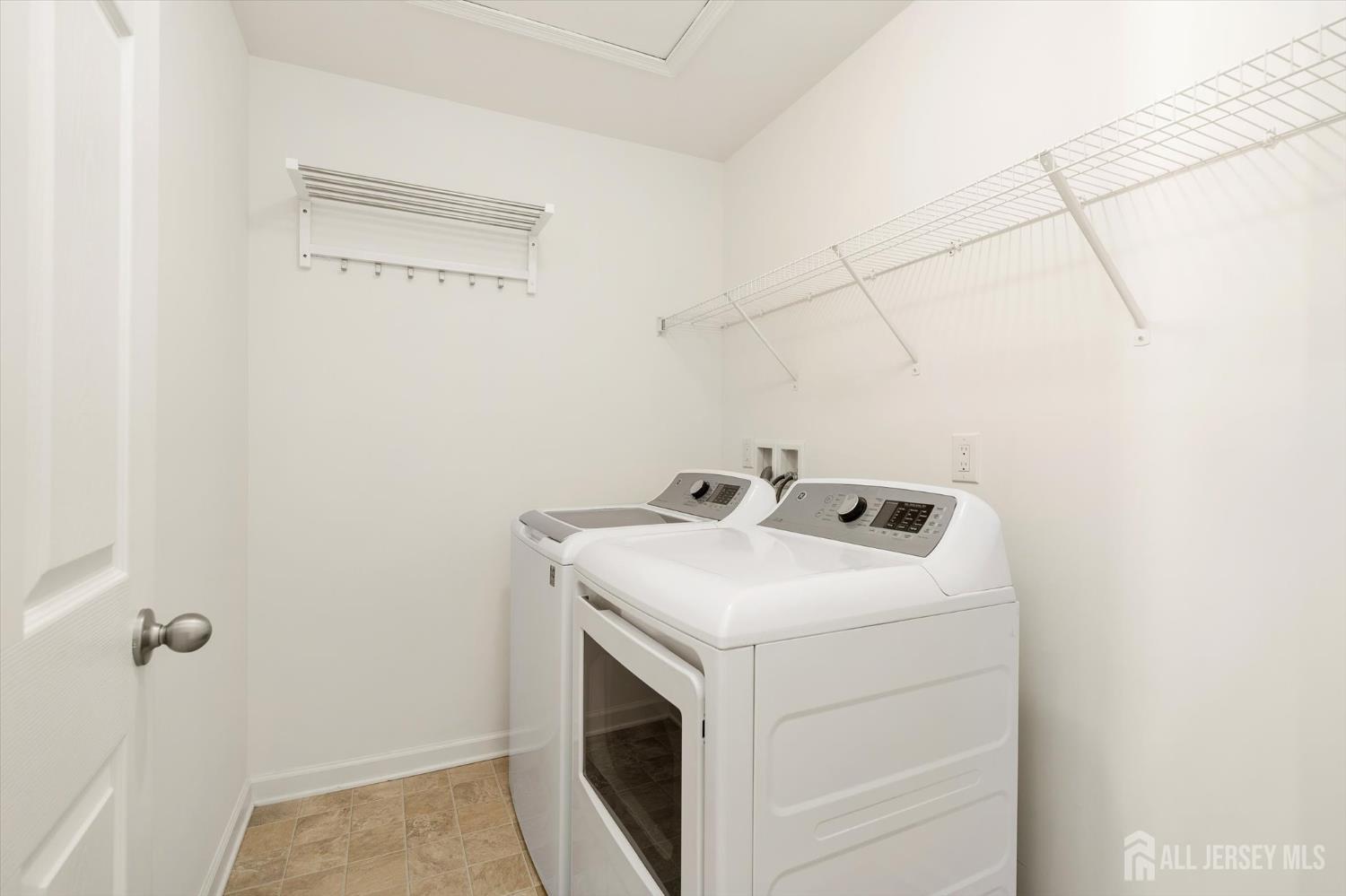 5 Marigold Way Monroe NJ 08831