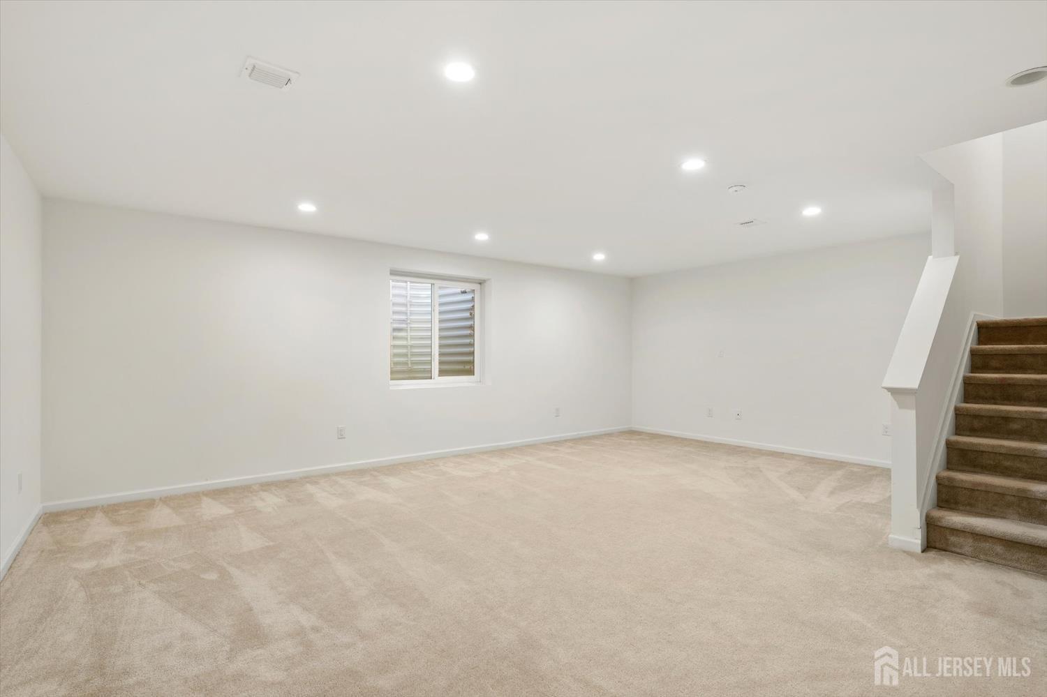 5 Marigold Way Monroe NJ 08831