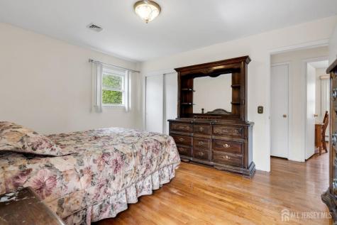 165 Old Post Road Edison NJ 08820