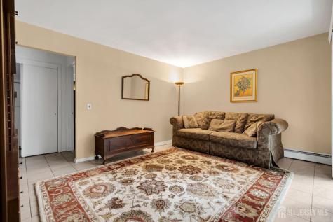 165 Old Post Road Edison NJ 08820