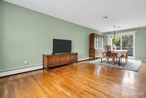 165 Old Post Road Edison NJ 08820