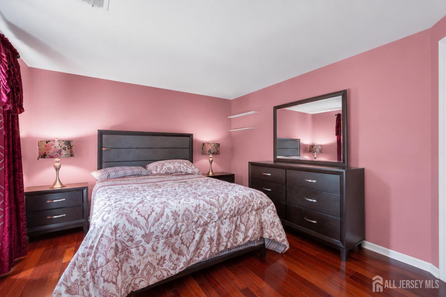 40 Jefferson Drive Piscataway NJ 08854