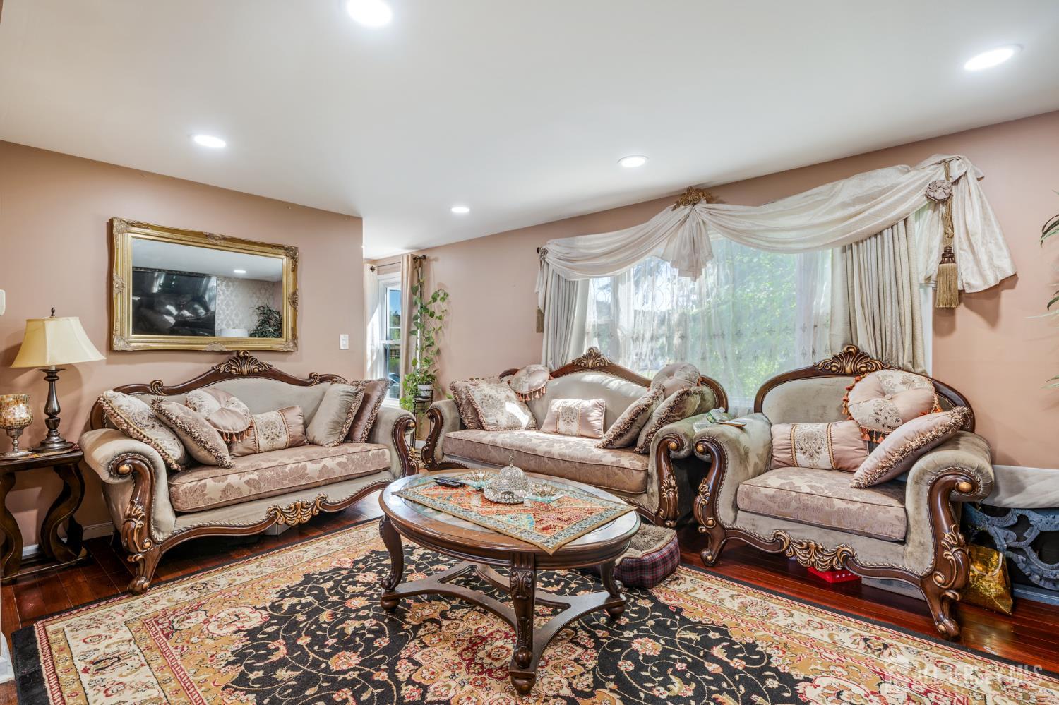 40 Jefferson Drive Piscataway NJ 08854
