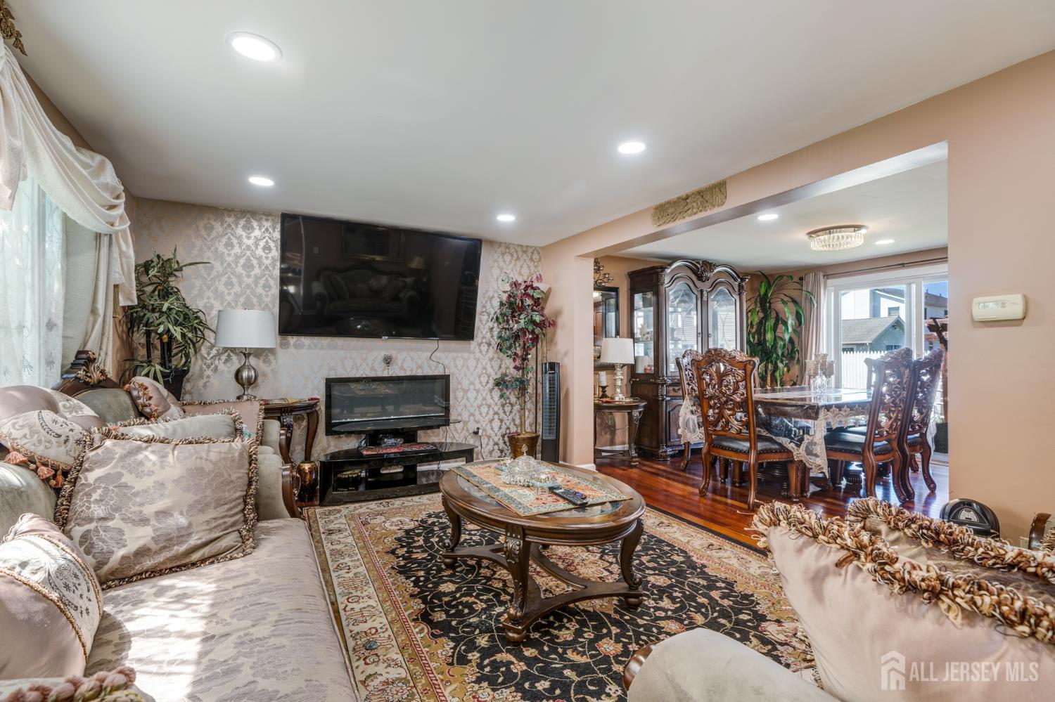 40 Jefferson Drive Piscataway NJ 08854