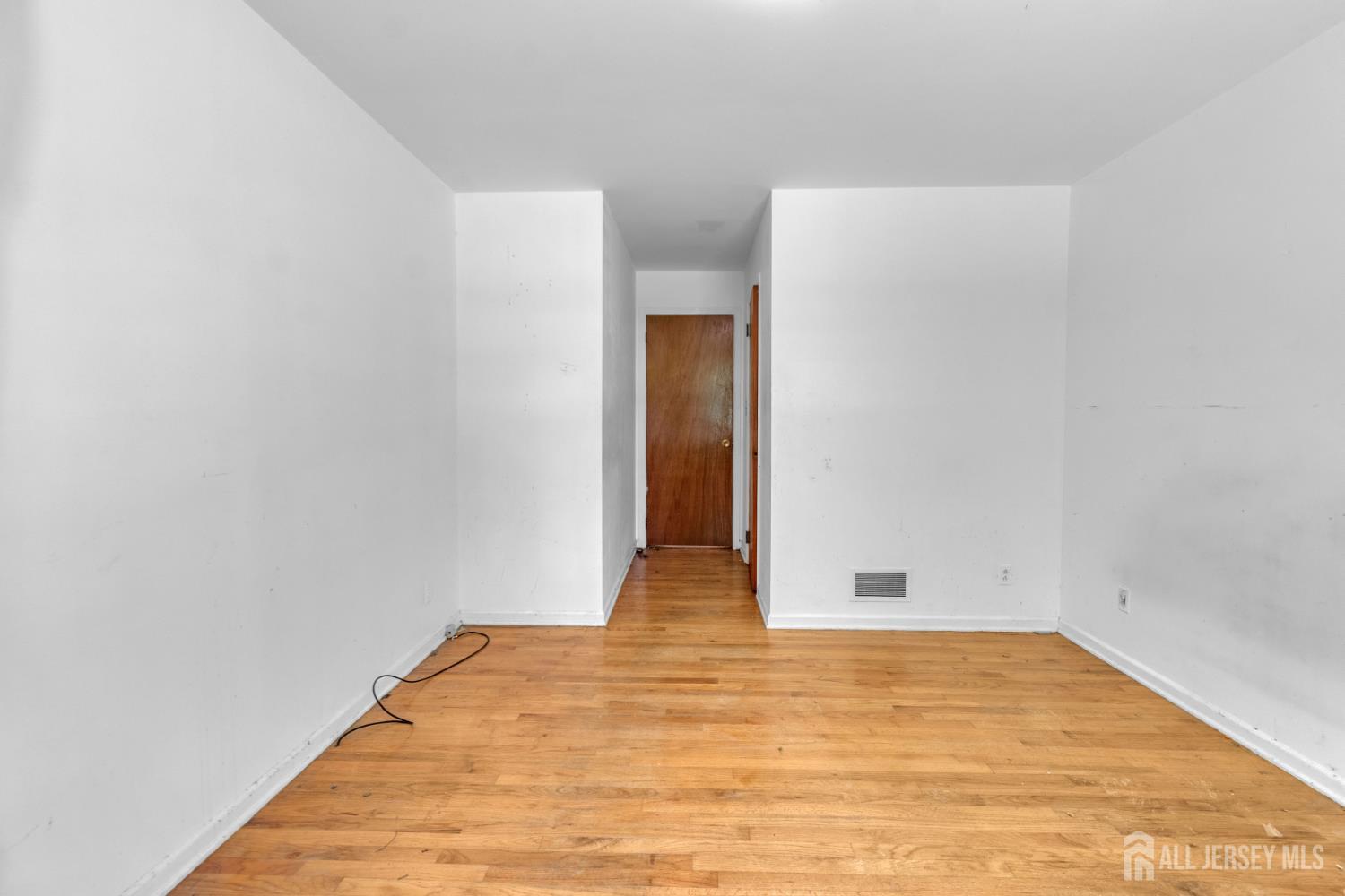 18 Foley Avenue Edison NJ 08820