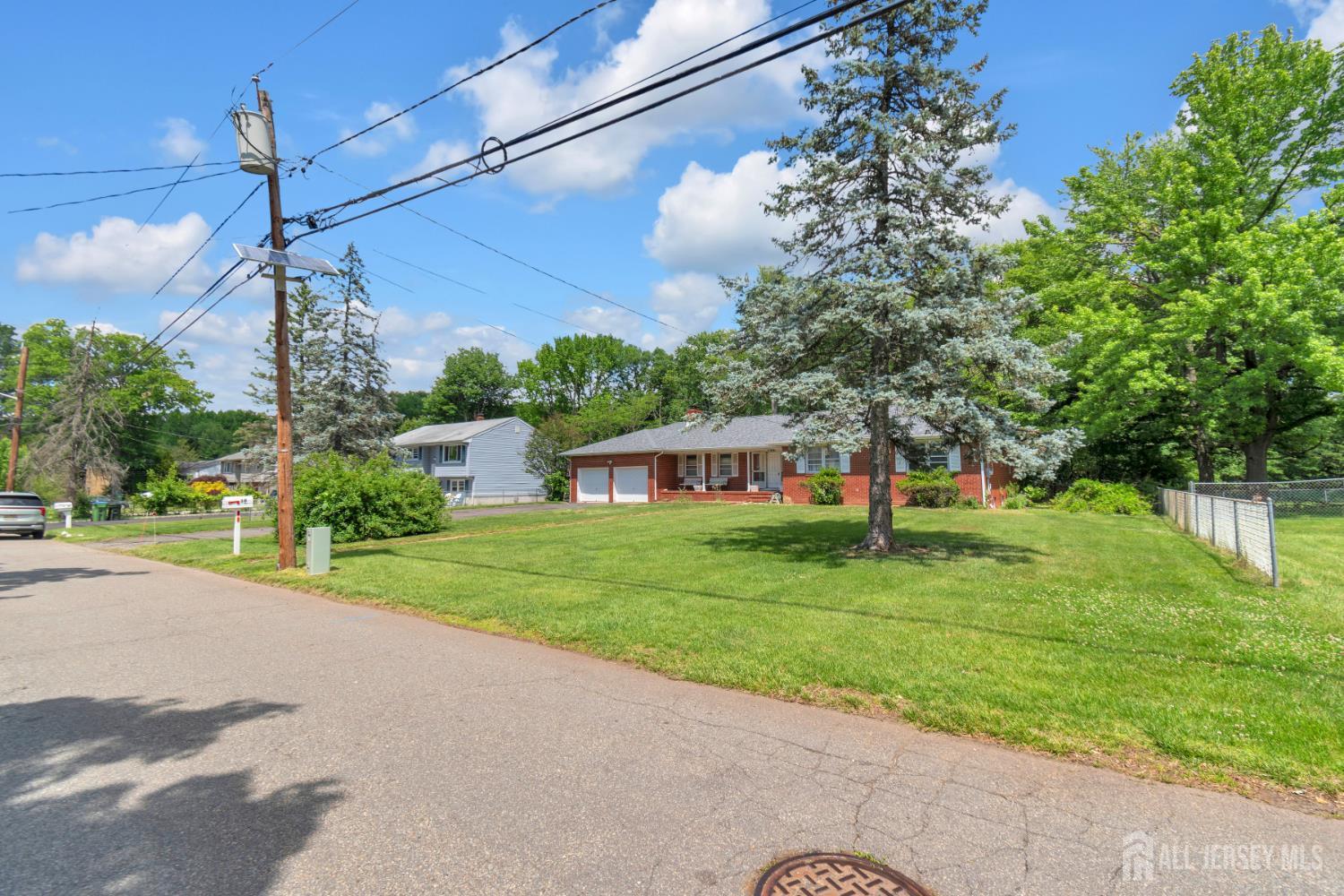 18 Foley Avenue Edison NJ 08820