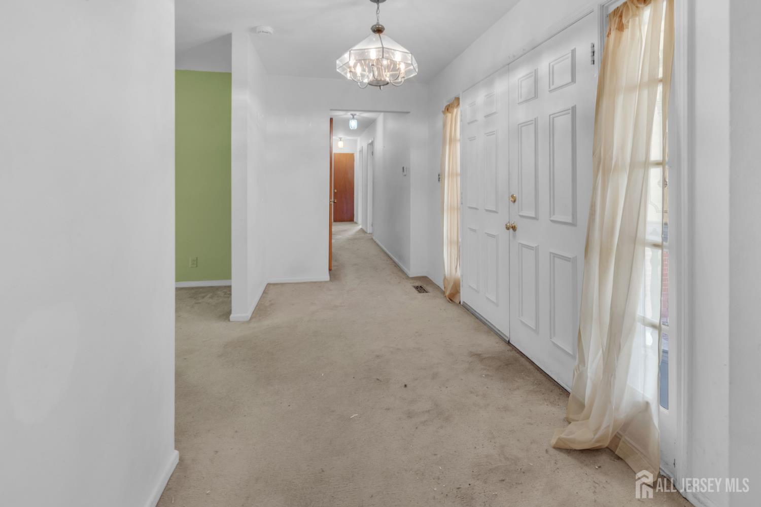 18 Foley Avenue Edison NJ 08820