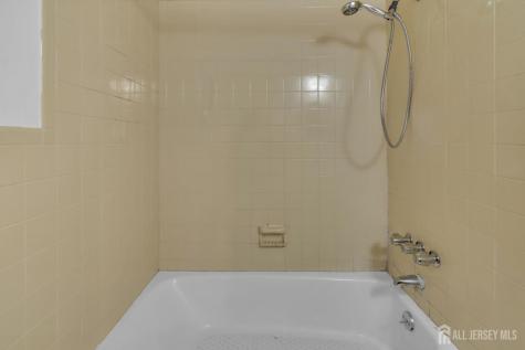 18 Foley Avenue Edison NJ 08820