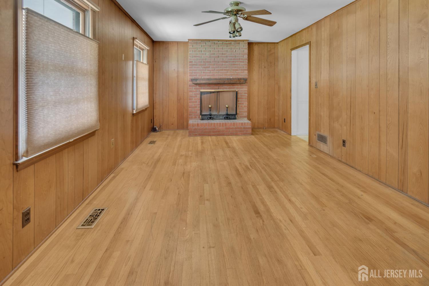 18 Foley Avenue Edison NJ 08820