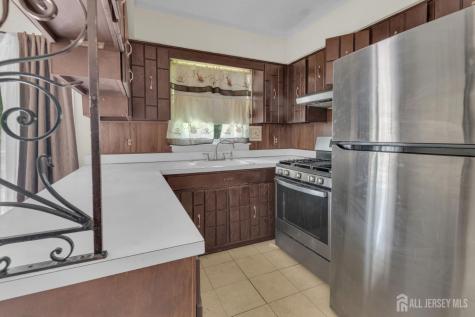 18 Foley Avenue Edison NJ 08820