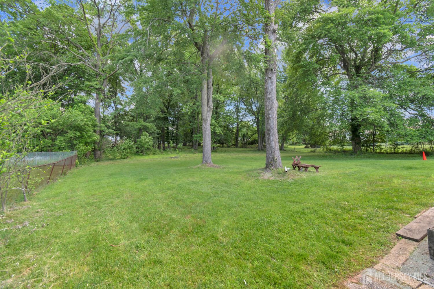 18 Foley Avenue Edison NJ 08820