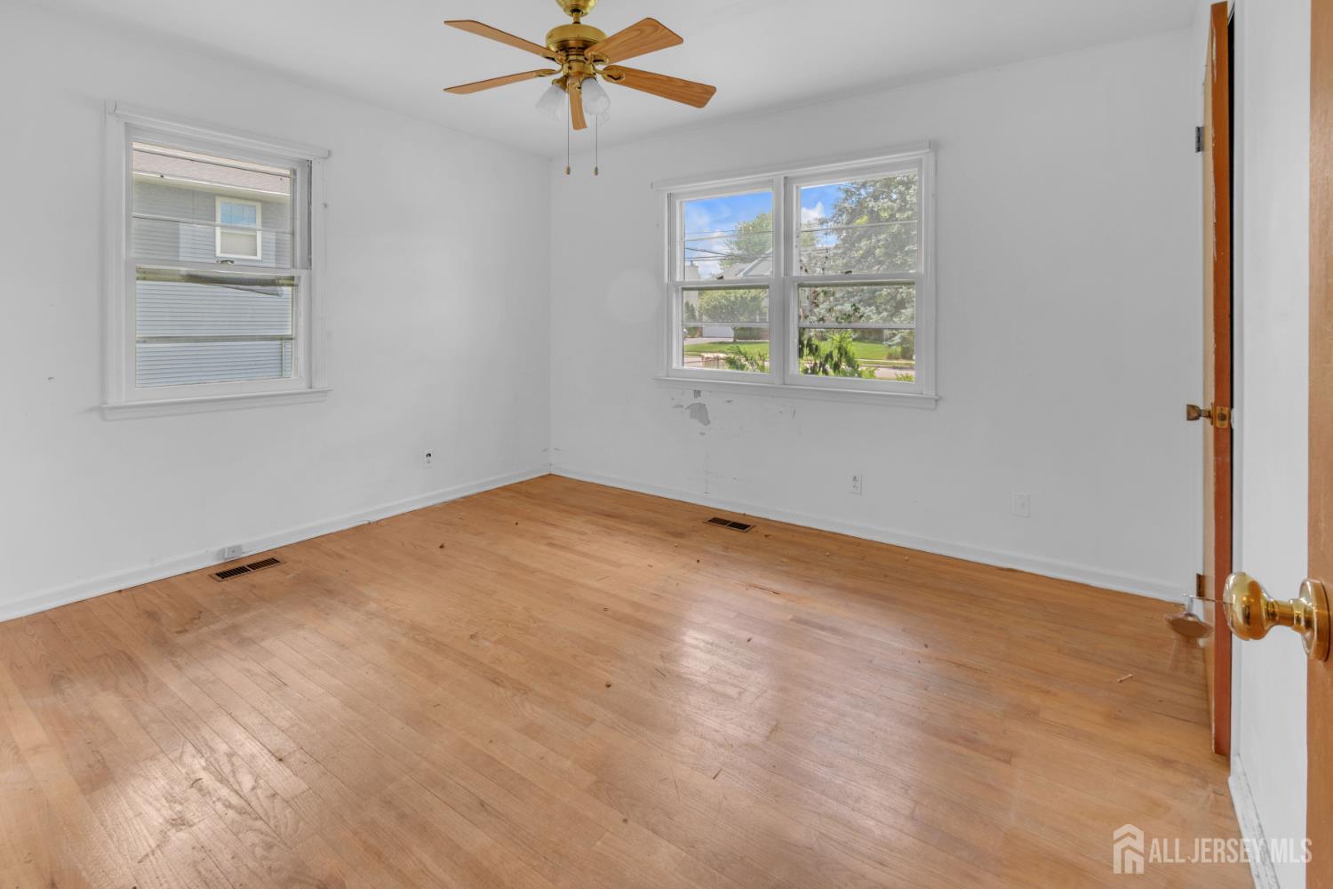 18 Foley Avenue Edison NJ 08820