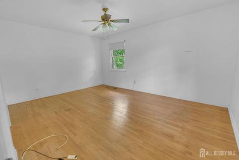 18 Foley Avenue Edison NJ 08820