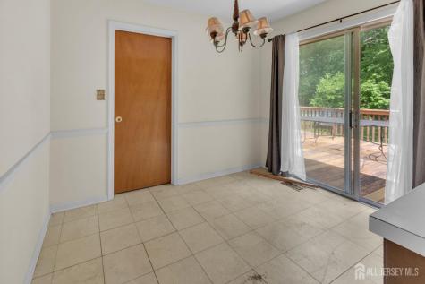 18 Foley Avenue Edison NJ 08820