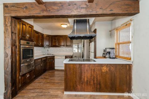 23 Colfax Road Edison NJ 08817
