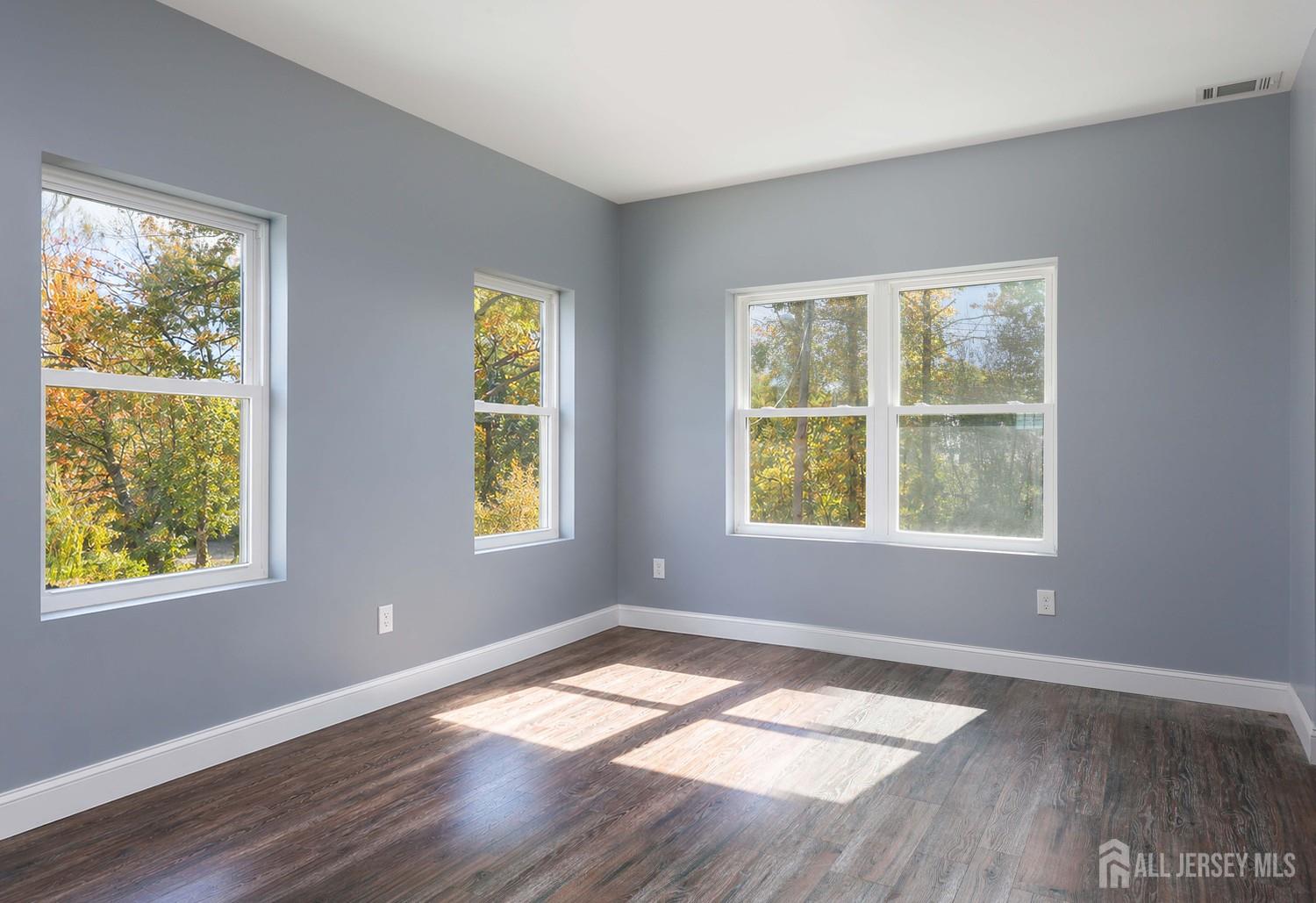 227 Bay Avenue Leonardo NJ 07737