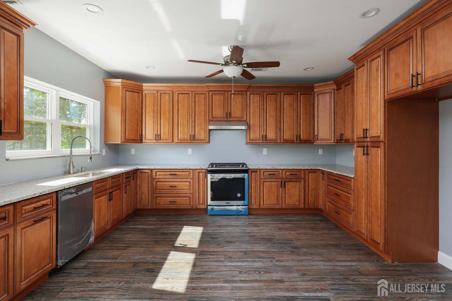 227 Bay Avenue Leonardo NJ 07737
