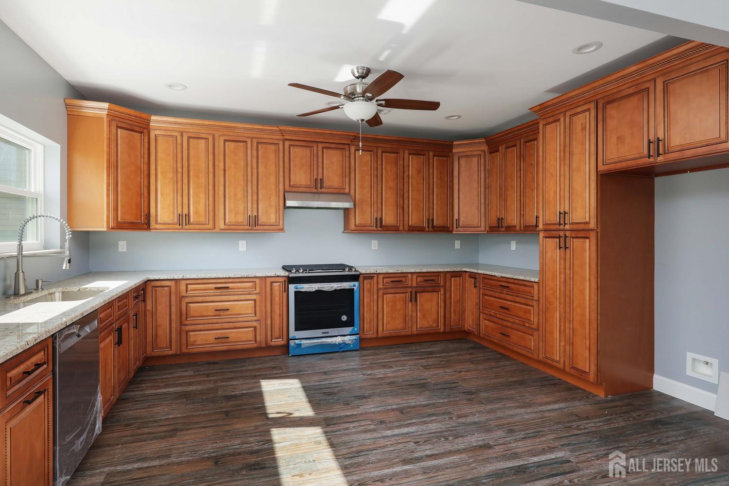 227 Bay Avenue Leonardo NJ 07737