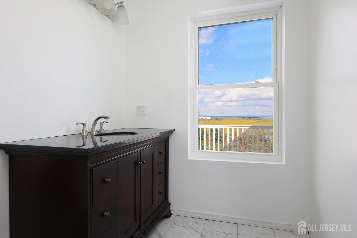 227 Bay Avenue Leonardo NJ 07737