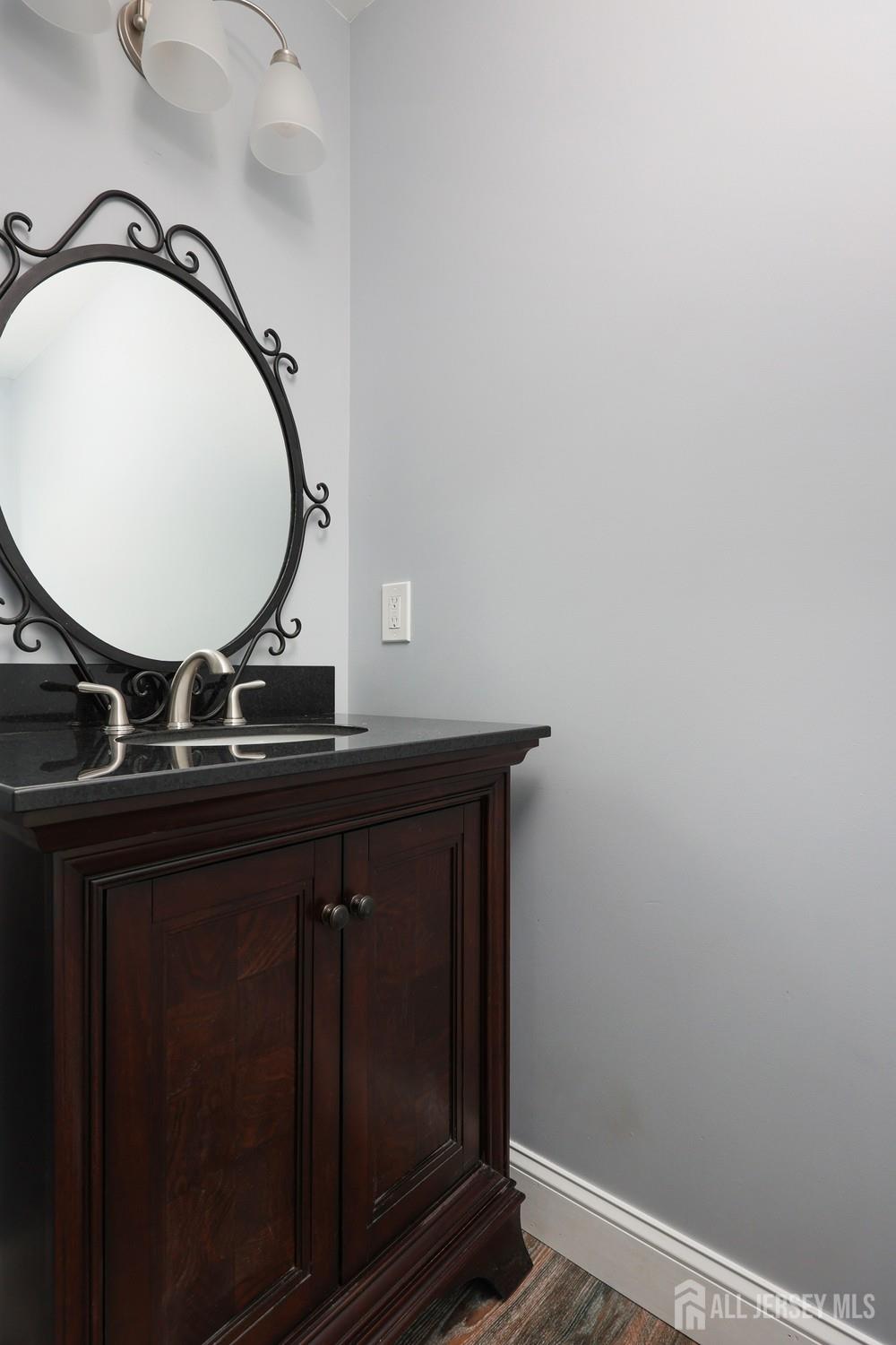 227 Bay Avenue Leonardo NJ 07737