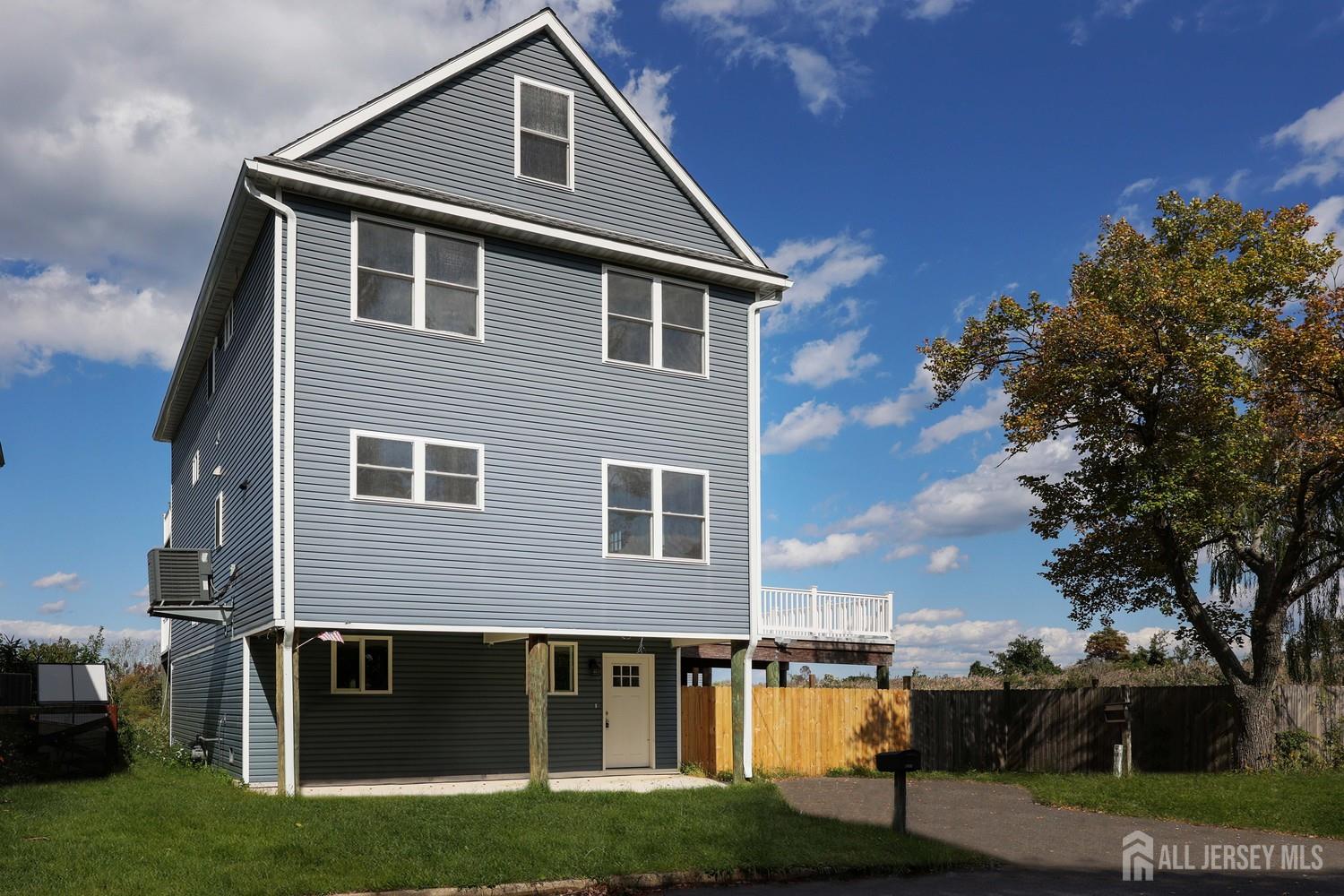 227 Bay Avenue Leonardo NJ 07737