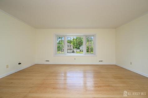 31 Starlit Drive Middlesex NJ 08846