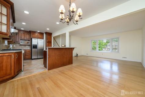 31 Starlit Drive Middlesex NJ 08846
