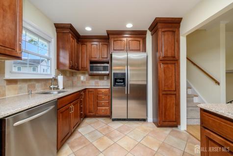 31 Starlit Drive Middlesex NJ 08846